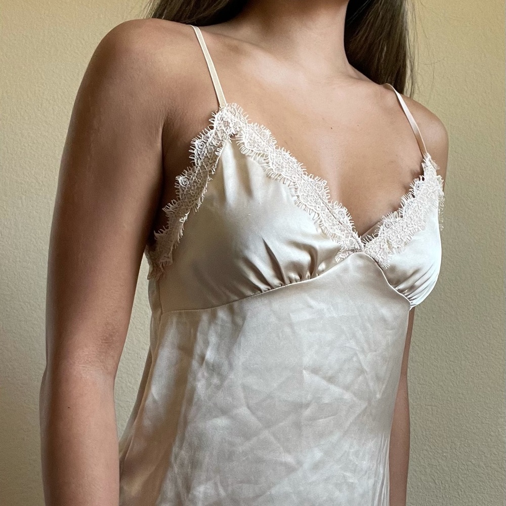 🐝 F21 Lace Cami